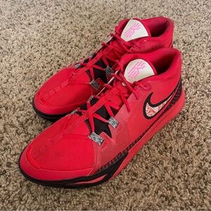 Nike Kyrie Flytrap 6 University Red Basketball Shoes Men’s Size 12